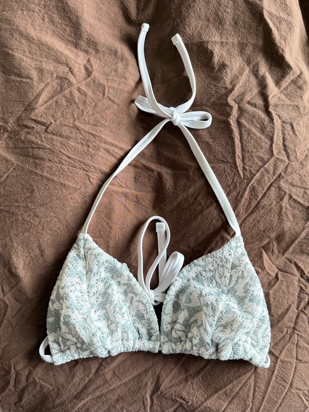 Hollister White & Green Crochet Triangle String Bikini Top Women’s Size Large